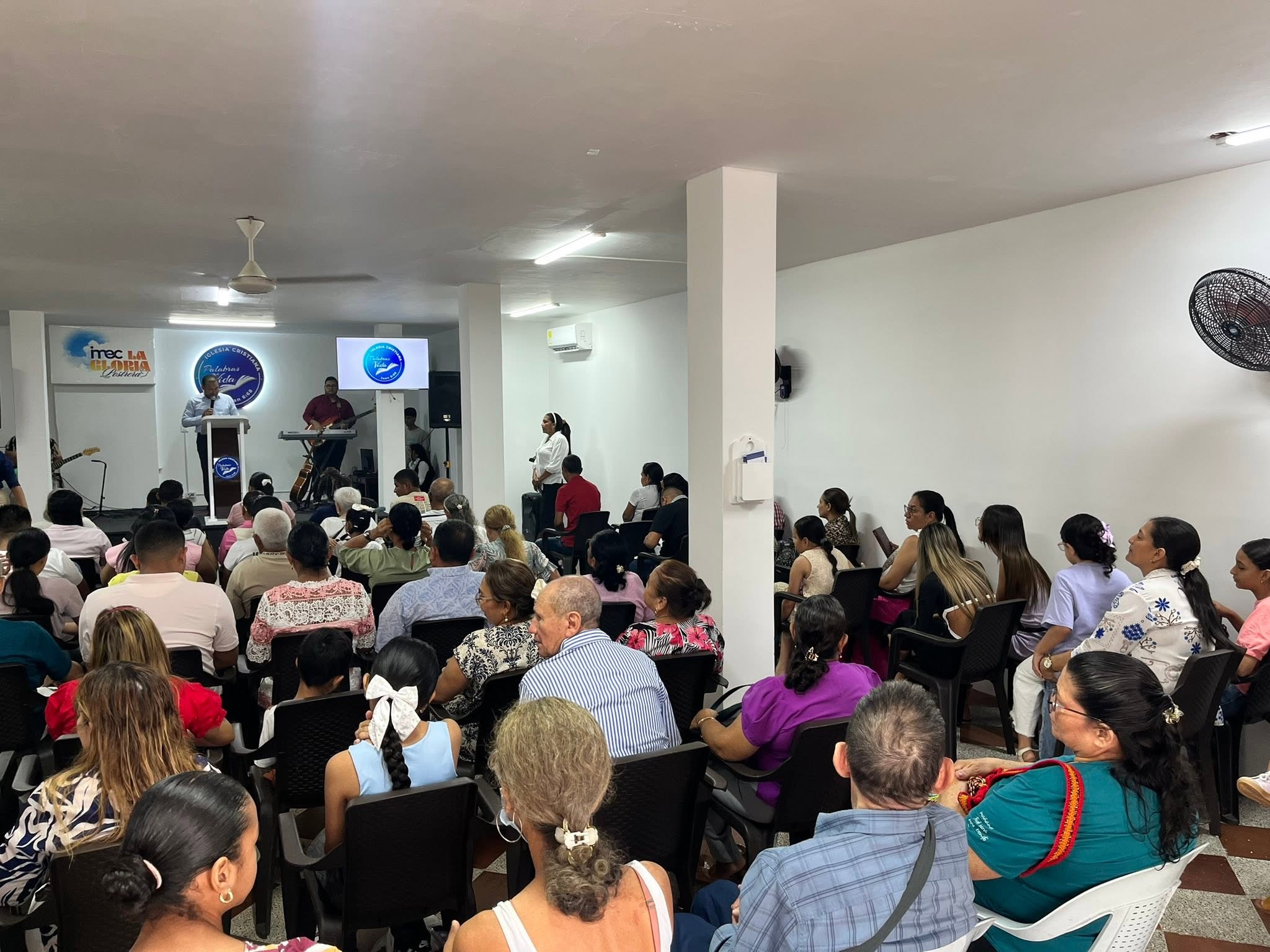 Adoración en Vivo